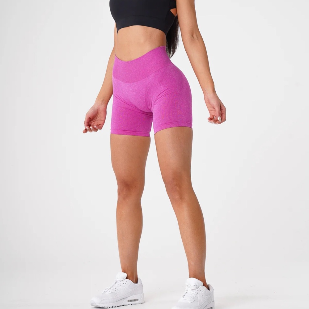 NVGTN High-Rise Seamless Bike Shorts in Vibrant Magenta
